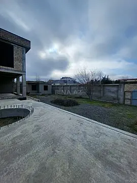Satılır 7 otaqlı həyət evi 500 m²