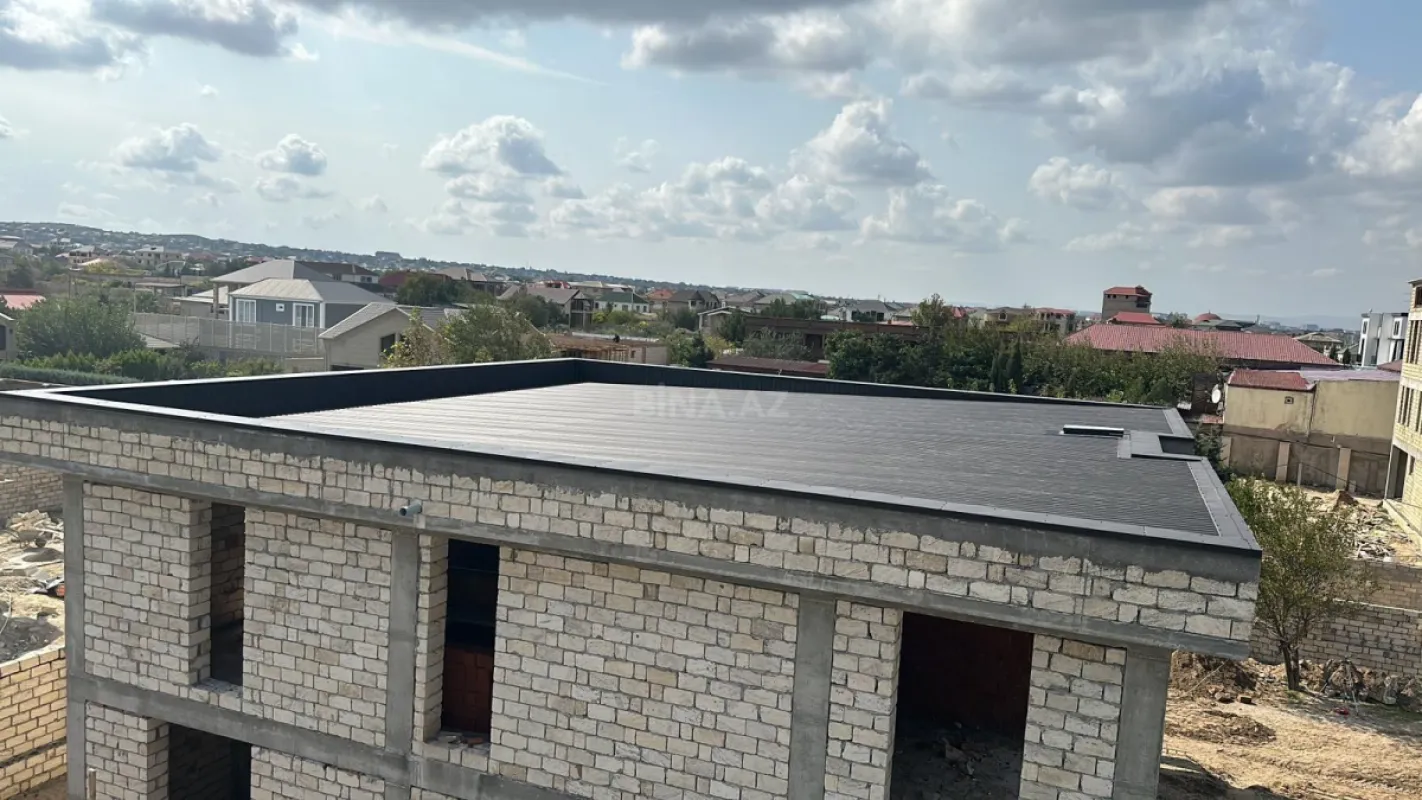 Satılır 7 otaqlı həyət evi 500 m²
