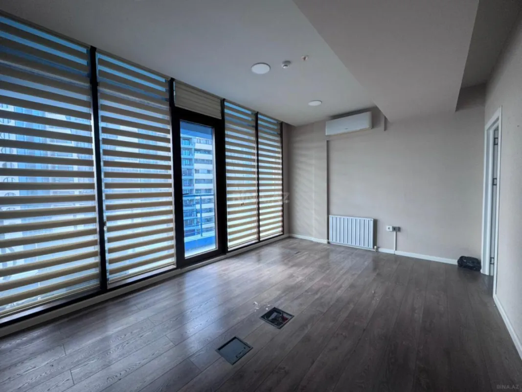 Kirayə verilir 6 otaqlı ofis 270 m²