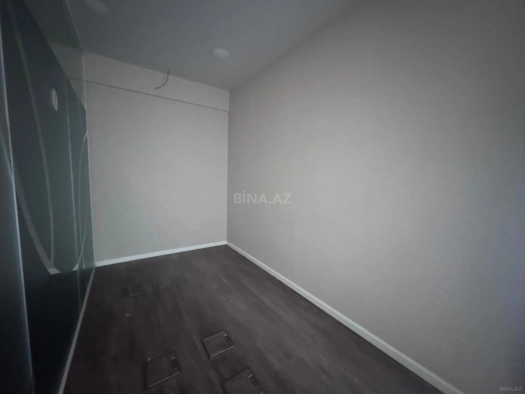 Kirayə verilir 6 otaqlı ofis 270 m²