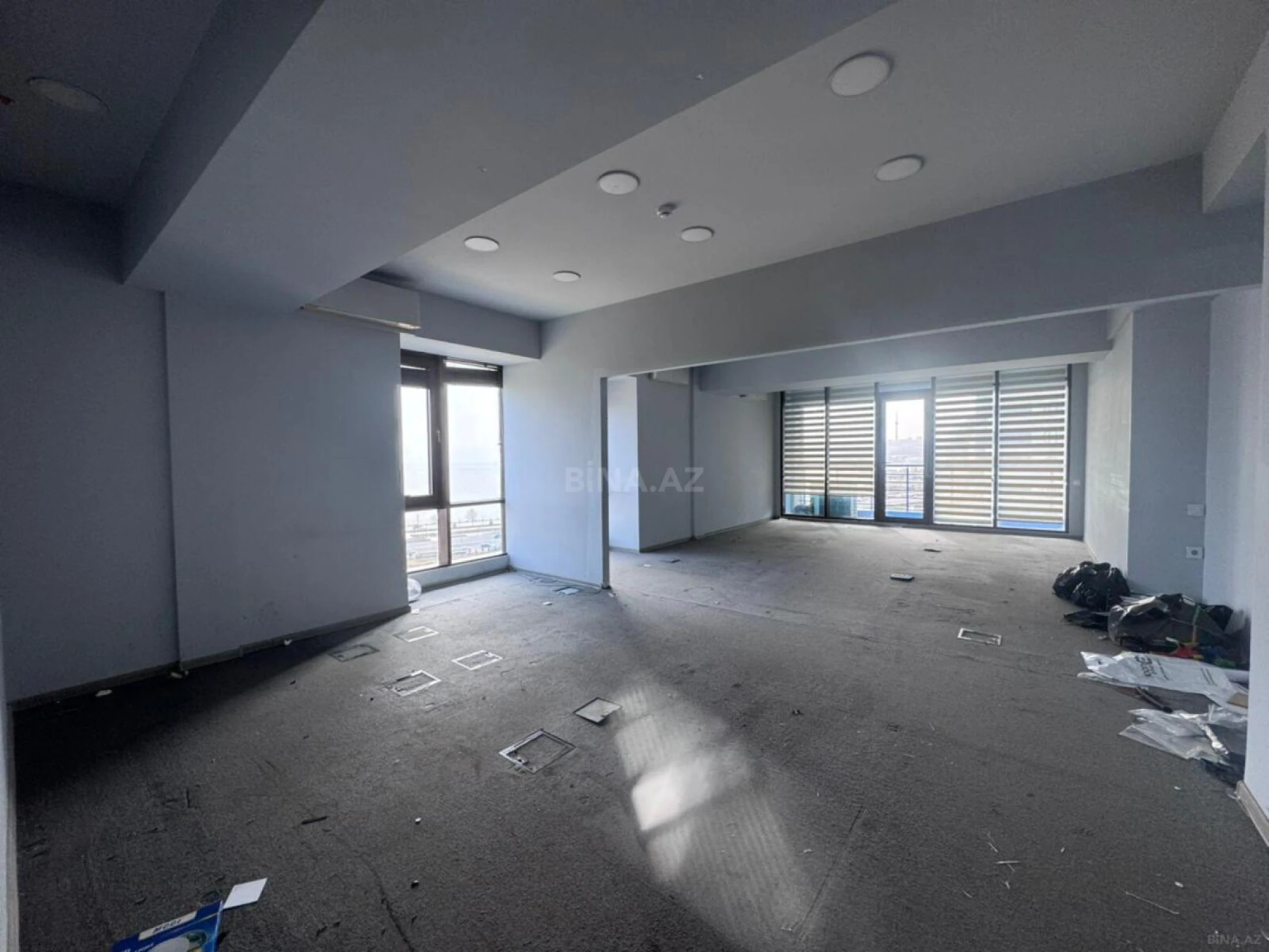 Kirayə verilir 6 otaqlı ofis 270 m²