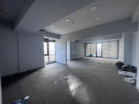 Kirayə verilir 6 otaqlı ofis 270 m²