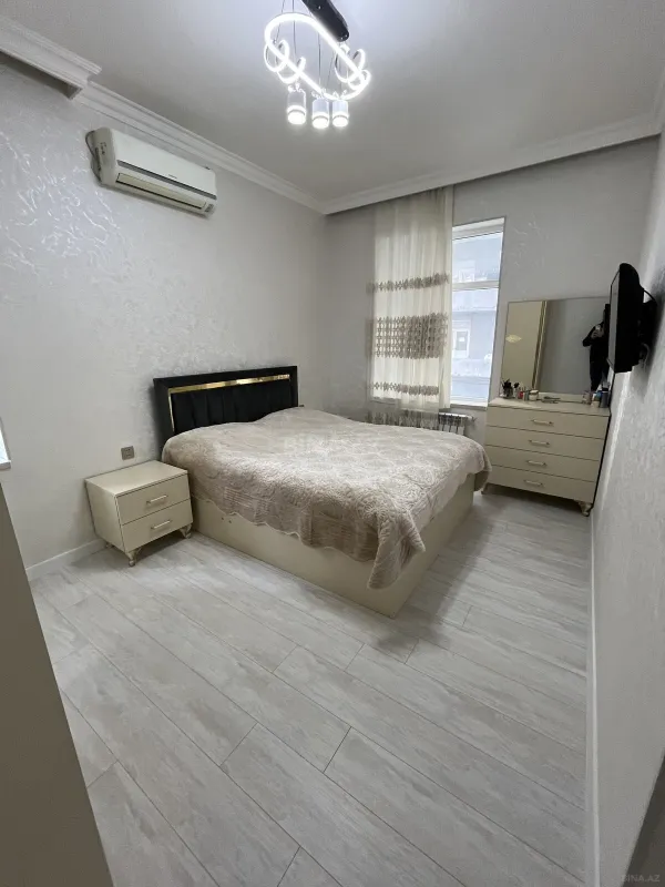 Satılır 3 otaqlı mənzil 79 m²