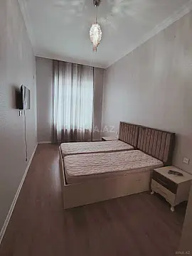 Satılır 2 otaqlı mənzil 77 m²