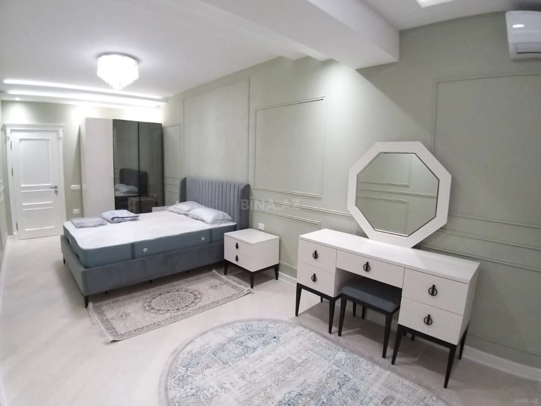 Kirayə verilir 3 otaqlı mənzil 140 m²