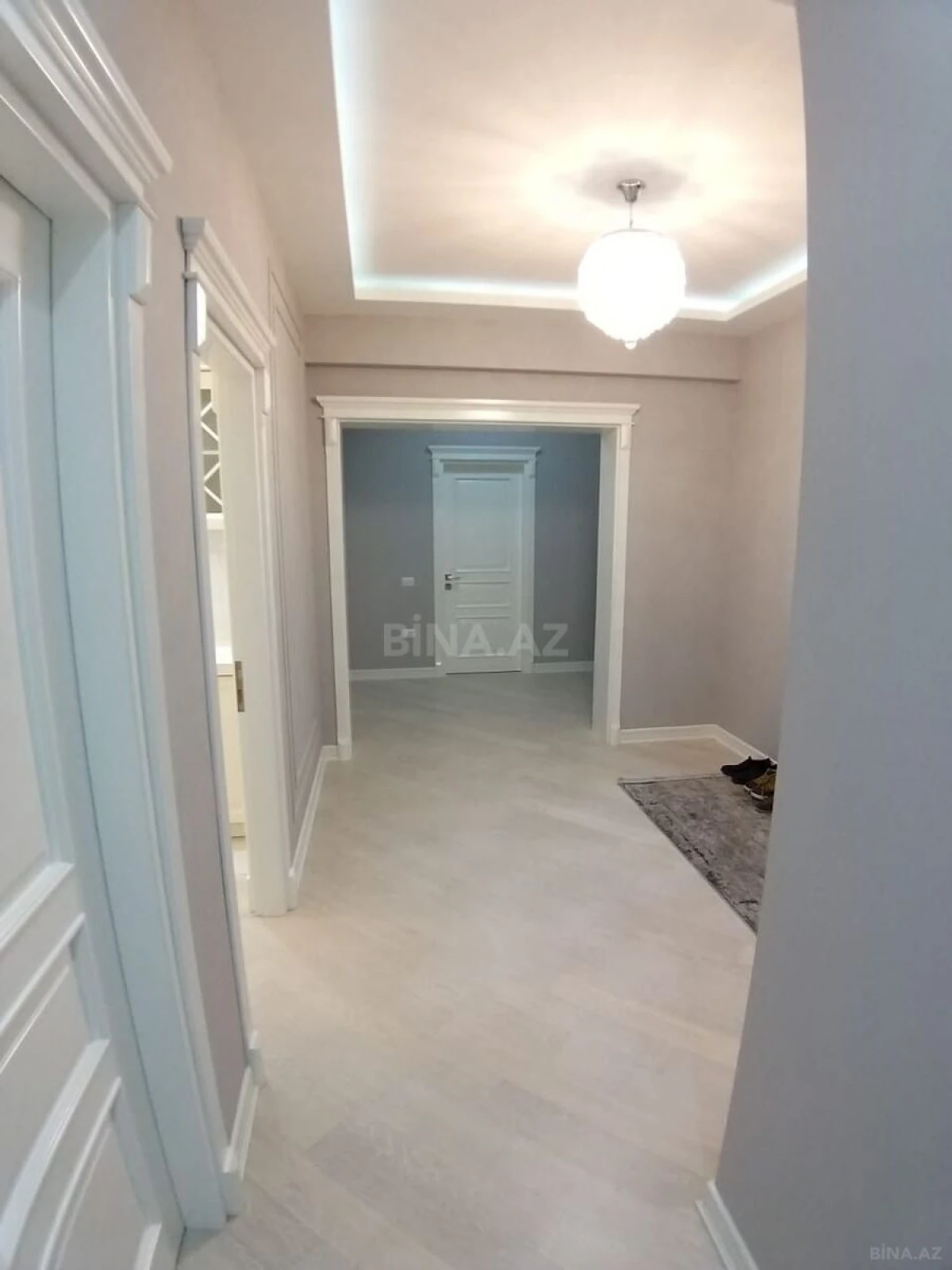 Kirayə verilir 3 otaqlı mənzil 140 m²
