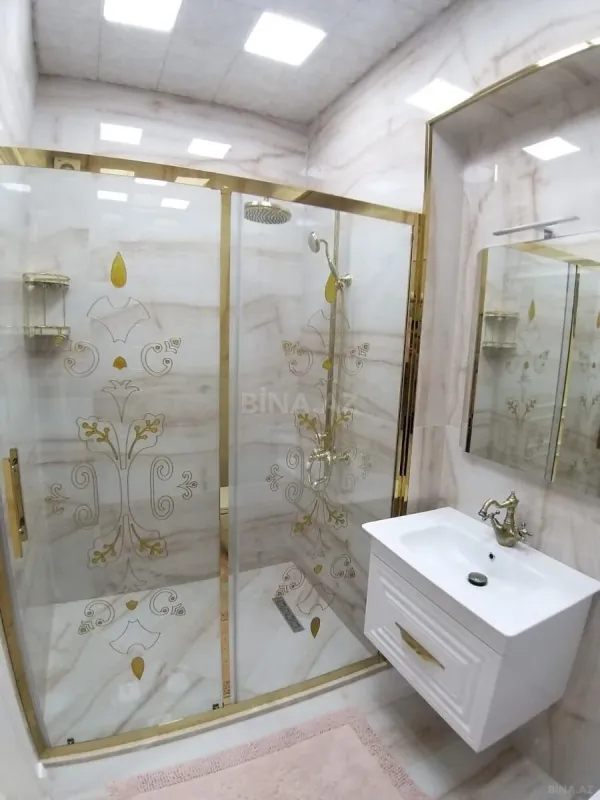 Kirayə verilir 3 otaqlı mənzil 140 m²