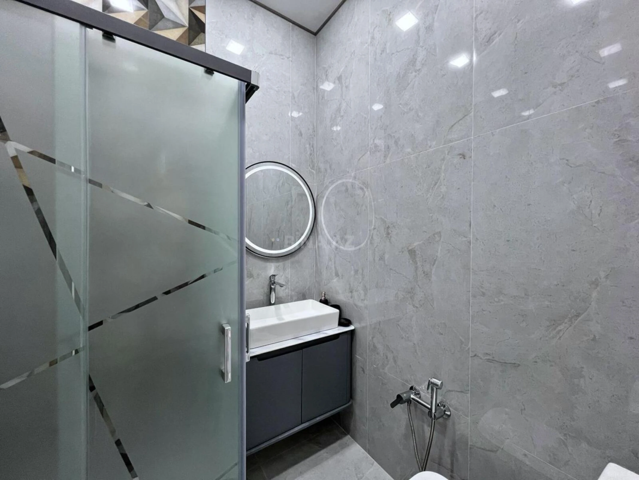 Satılır 4 otaqlı həyət evi 150 m²