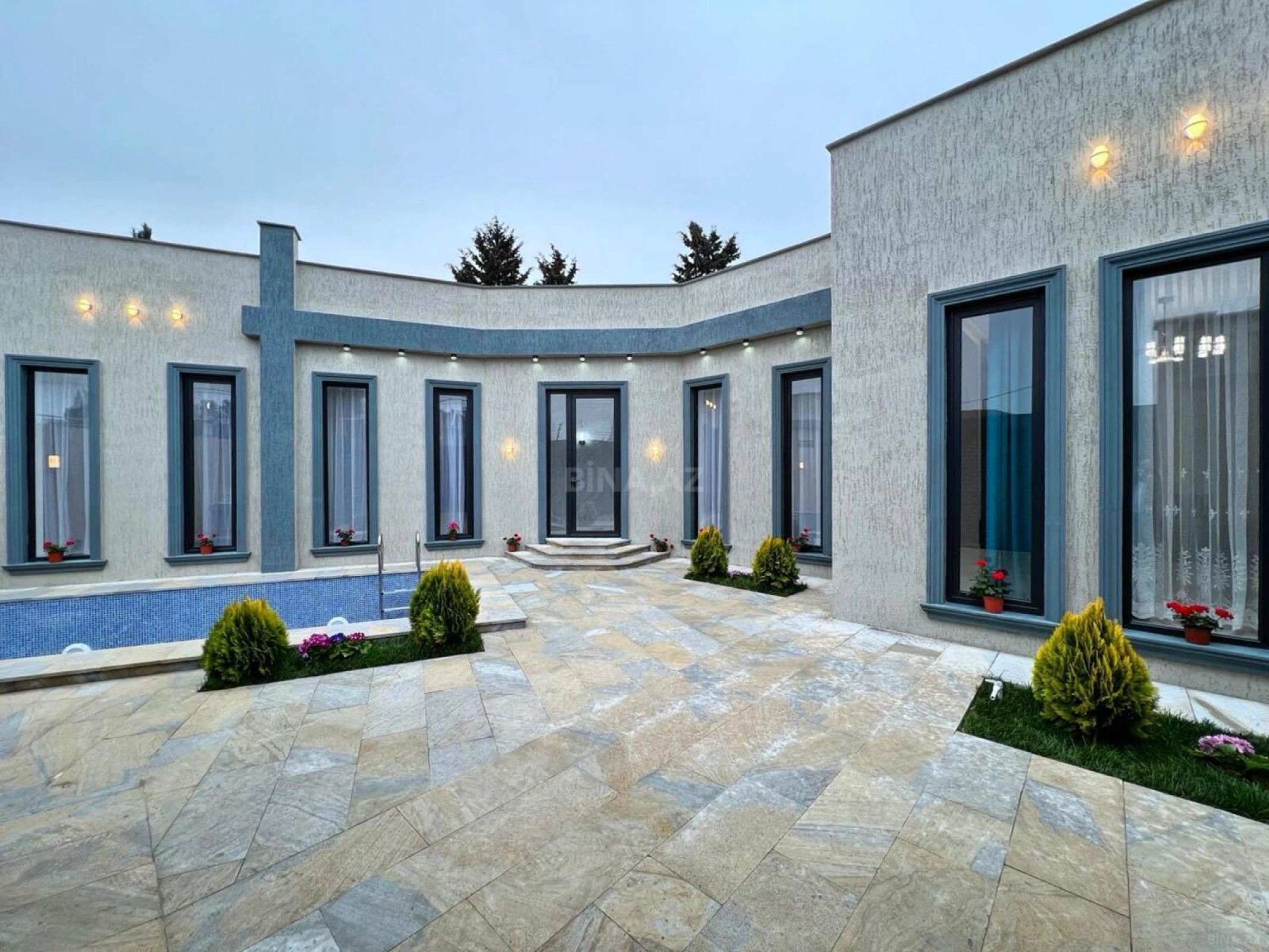 Satılır 4 otaqlı həyət evi 150 m²