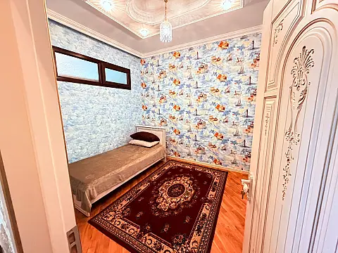 Kirayə verilir 3 otaqlı mənzil 115 m²