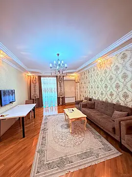 Kirayə verilir 3 otaqlı mənzil 115 m²