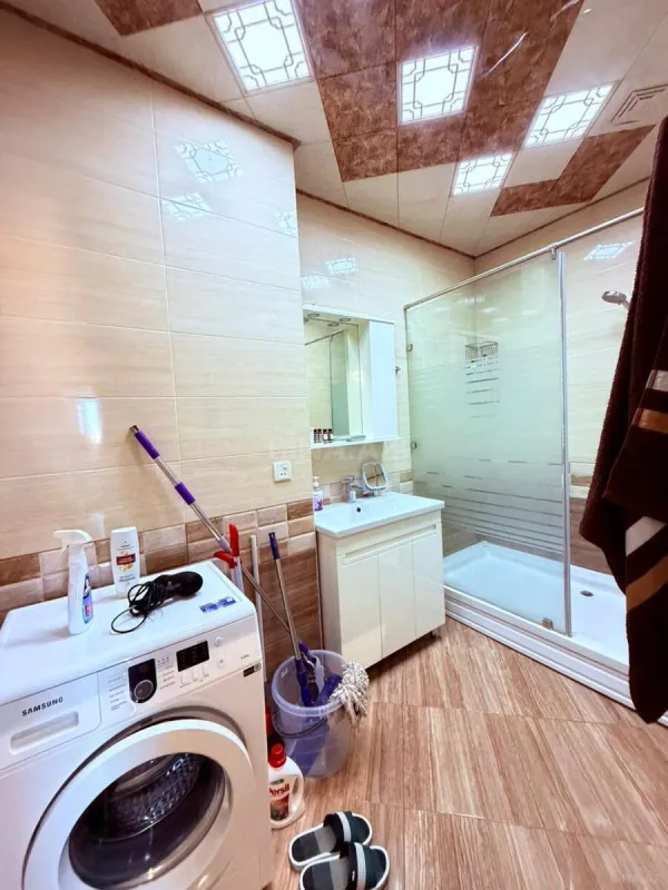 Kirayə verilir 3 otaqlı mənzil 115 m²