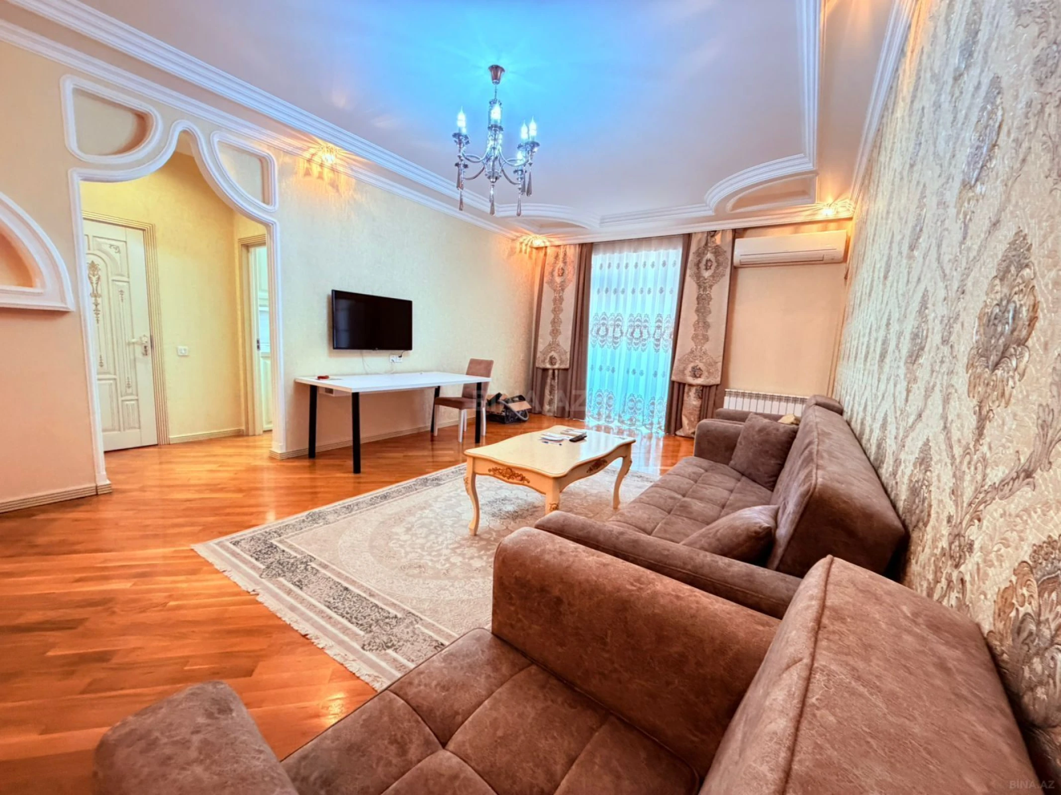Kirayə verilir 3 otaqlı mənzil 115 m²
