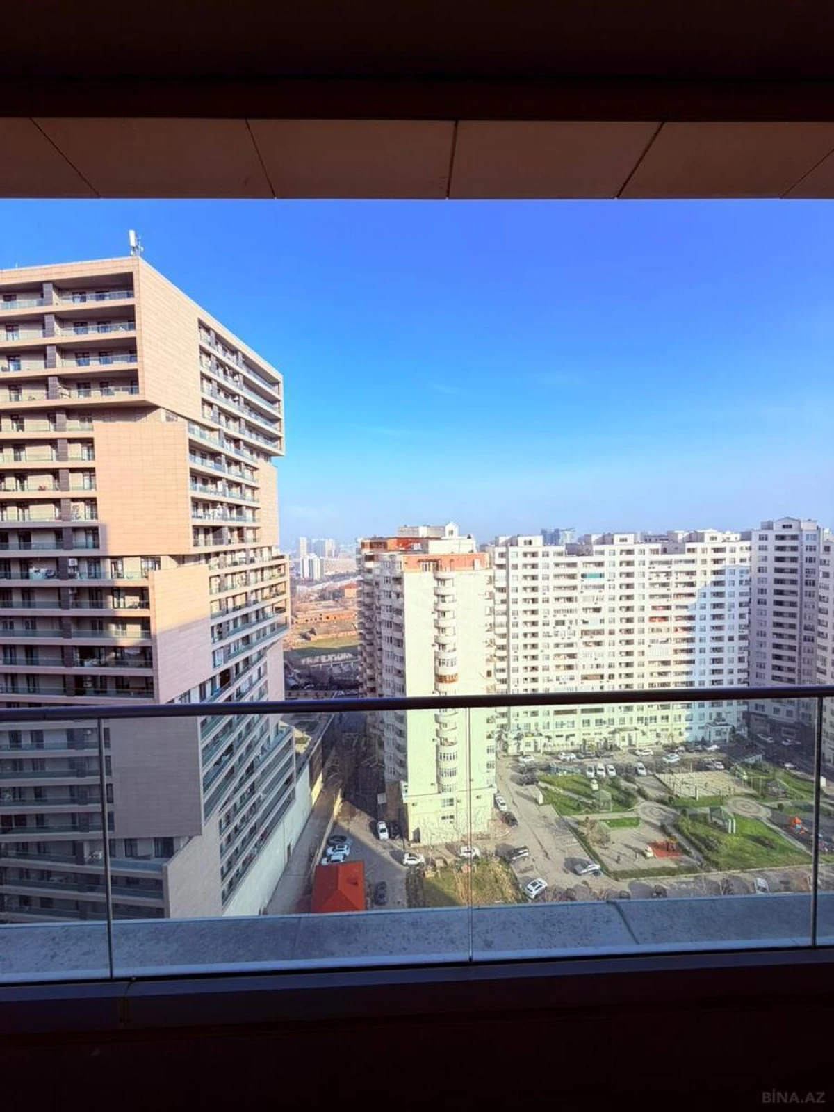 Kirayə verilir 3 otaqlı mənzil 115 m²