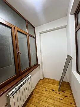 Satılır 2 otaqlı mənzil 93 m²