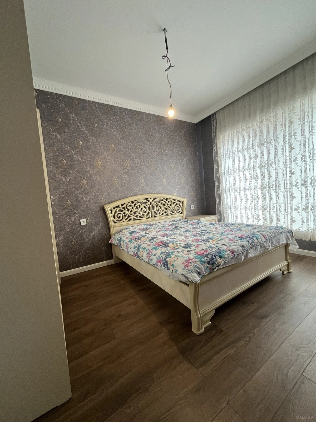 Satılır 5 otaqlı həyət evi 150 m²