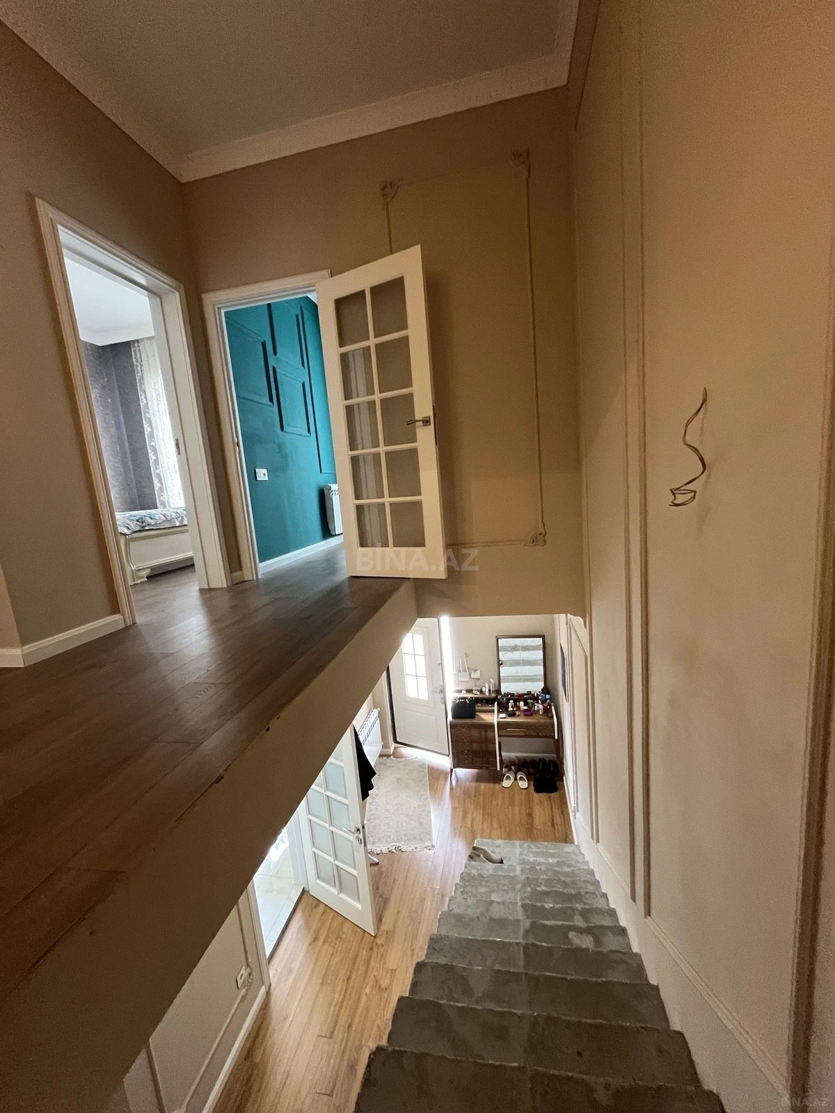 Satılır 5 otaqlı həyət evi 150 m²