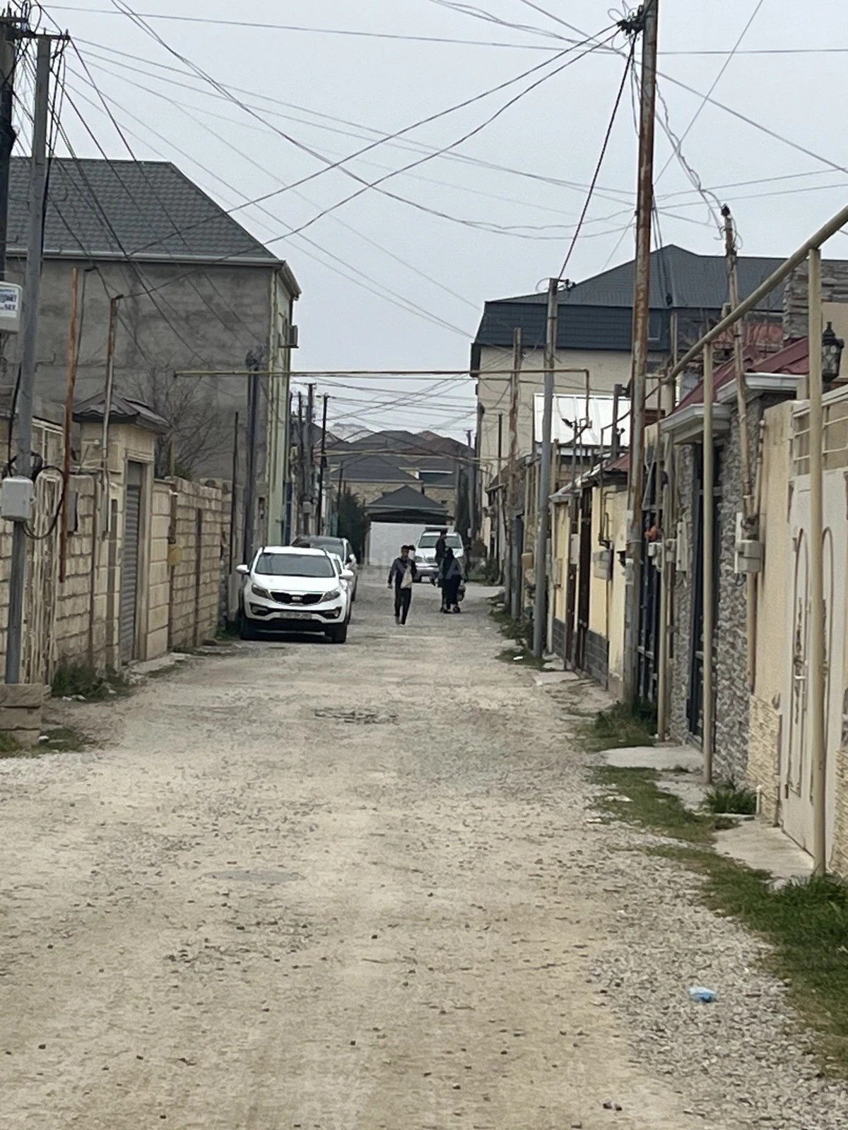 Satılır 5 otaqlı həyət evi 150 m²