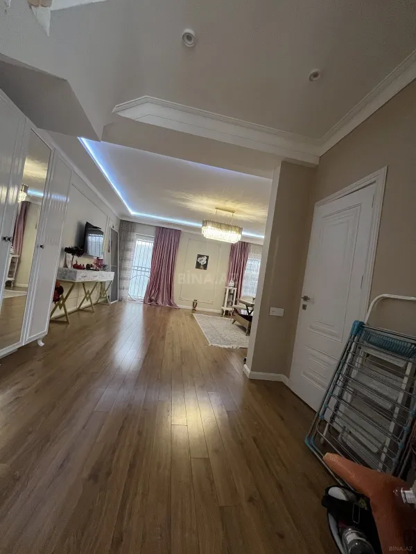 Satılır 5 otaqlı həyət evi 150 m²
