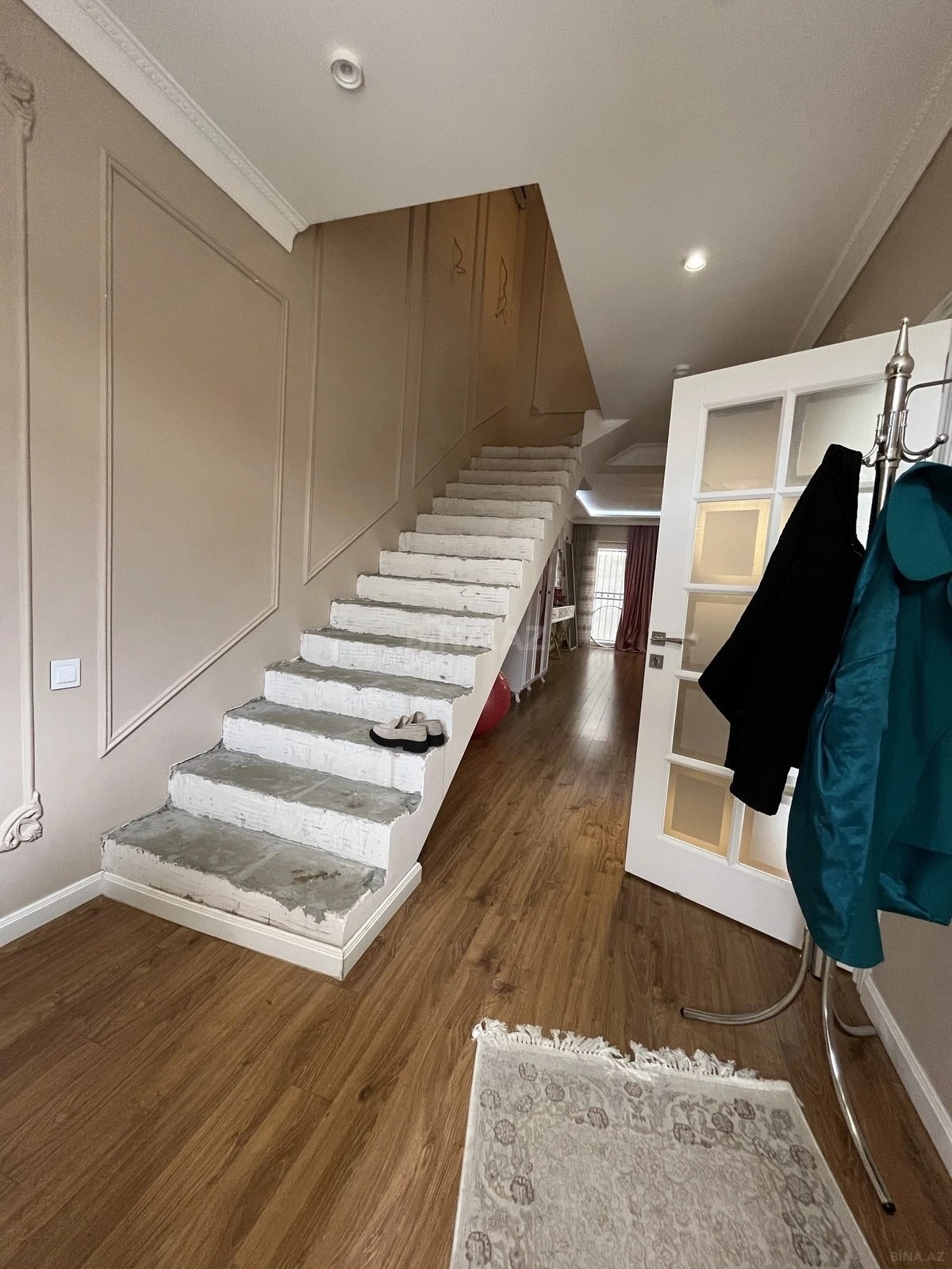 Satılır 5 otaqlı həyət evi 150 m²
