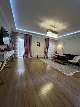 Satılır 5 otaqlı həyət evi 150 m²