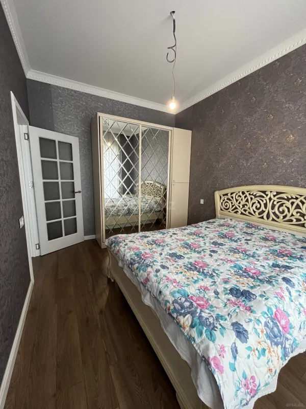Satılır 5 otaqlı həyət evi 150 m²
