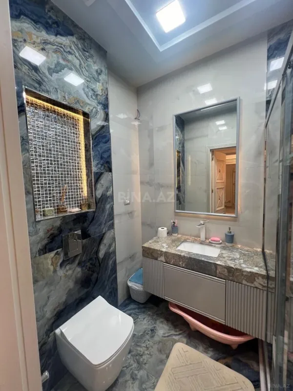 Satılır 3 otaqlı mənzil 112 m²