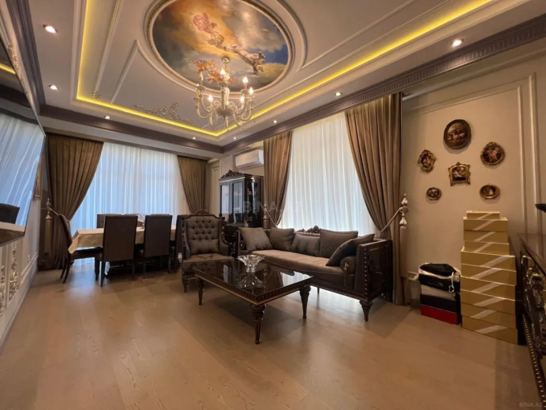 Satılır 3 otaqlı mənzil 112 m²
