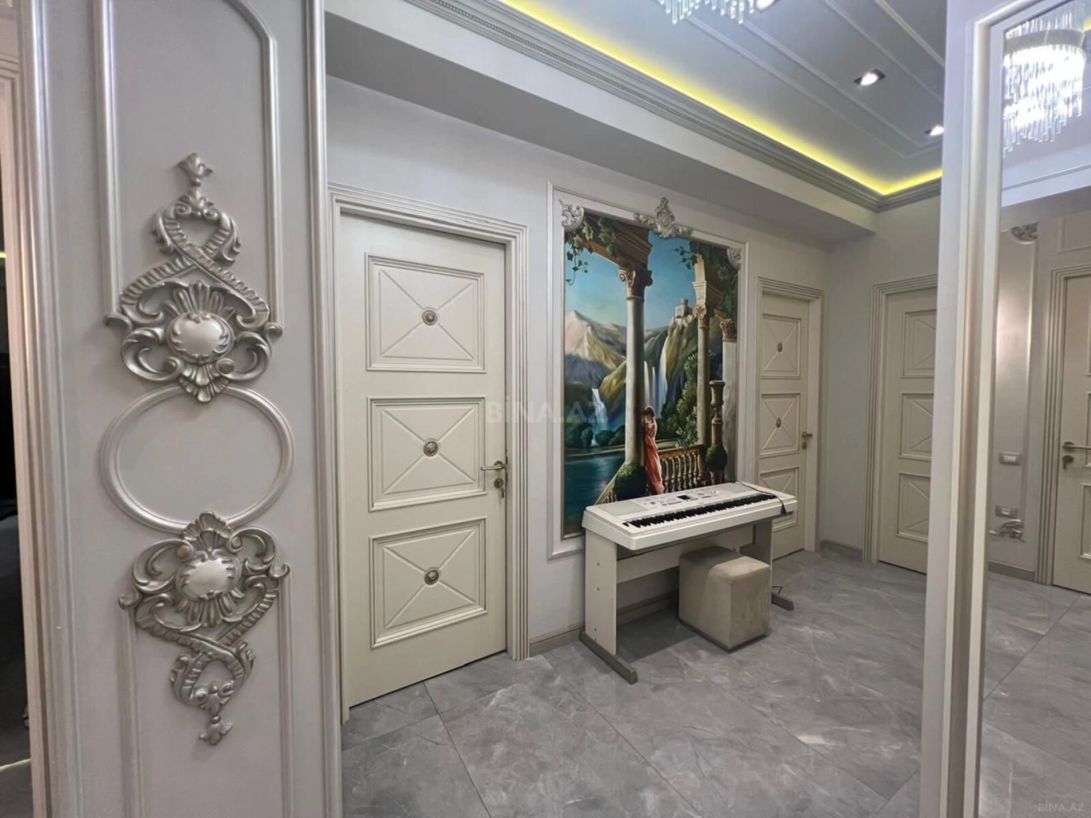 Satılır 3 otaqlı mənzil 112 m²