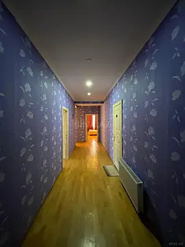 Kirayə verilir 2 otaqlı mənzil 105 m²