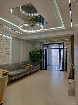 Satılır 3 otaqlı mənzil 113 m²