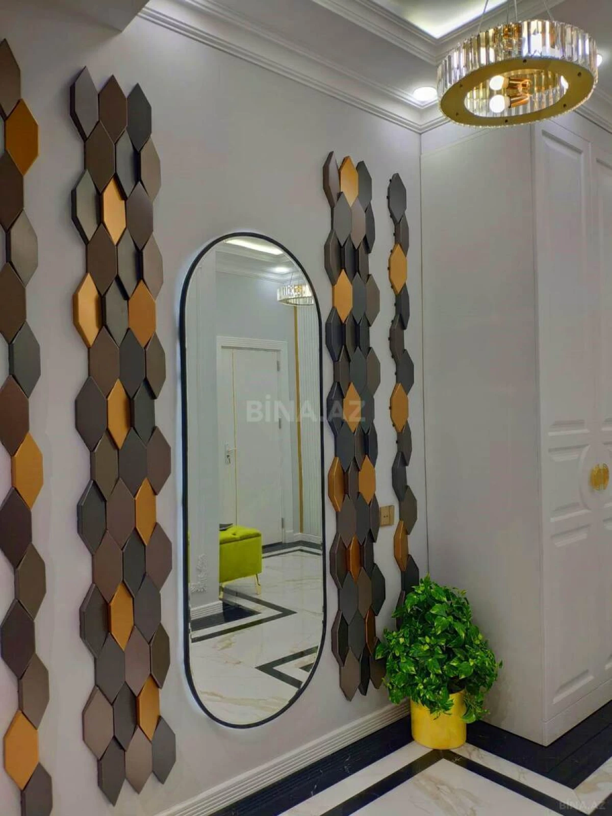 Satılır 3 otaqlı mənzil 113 m²