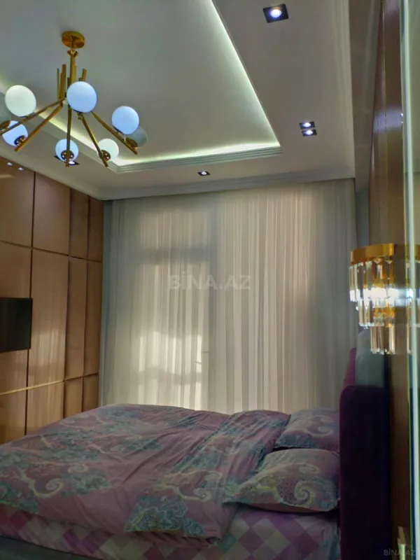 Satılır 3 otaqlı mənzil 113 m²