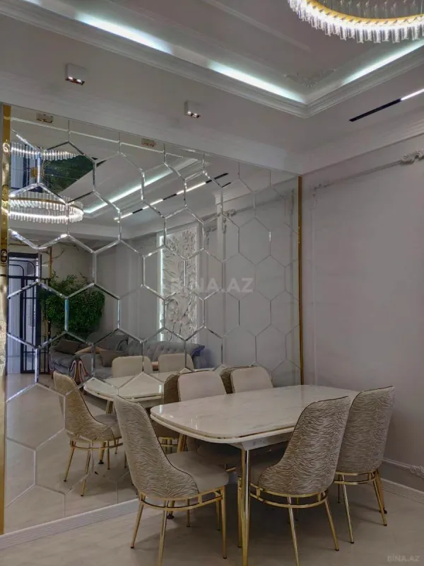 Satılır 3 otaqlı mənzil 113 m²