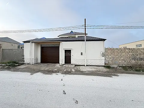 Satılır 6 otaqlı həyət evi 260 m²