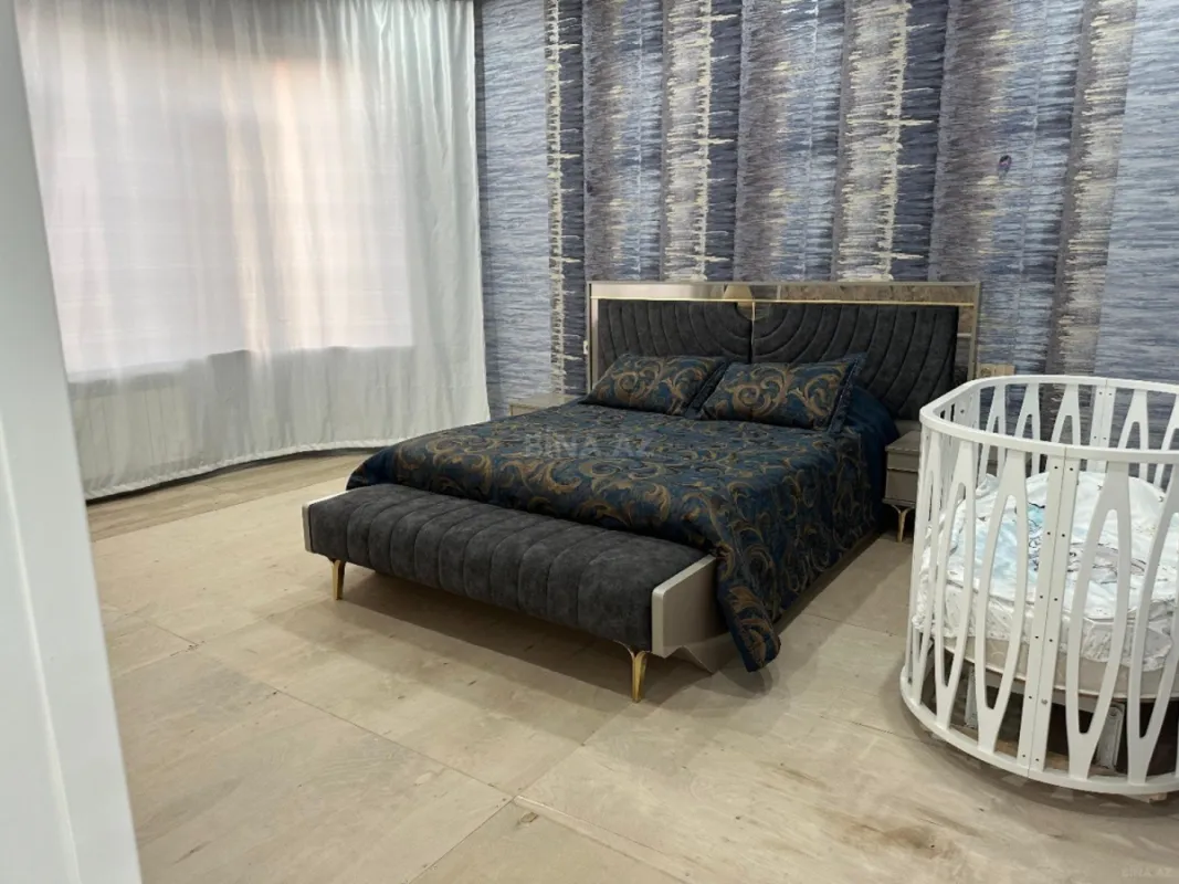 Satılır 6 otaqlı həyət evi 260 m²