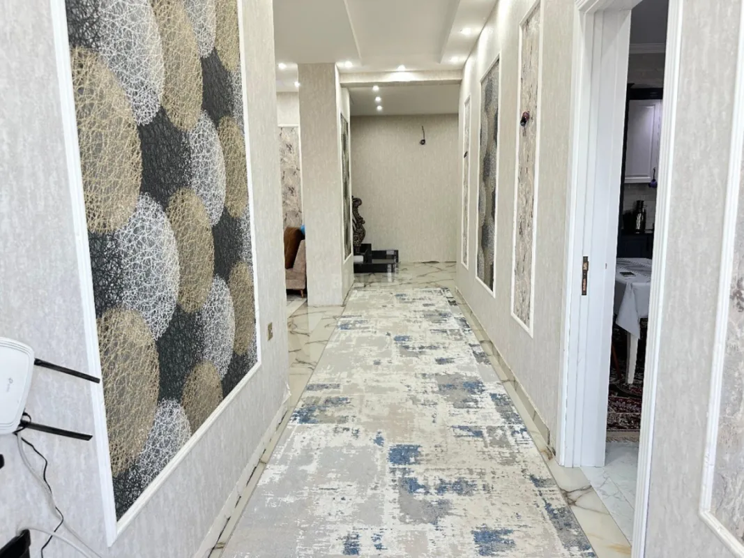 Satılır 6 otaqlı həyət evi 260 m²