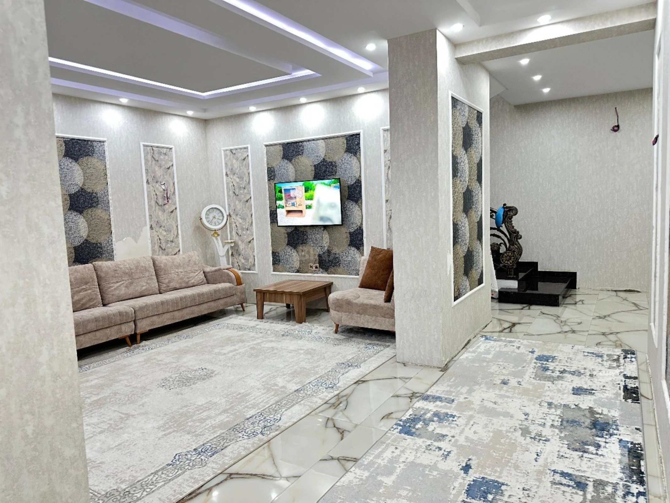 Satılır 6 otaqlı həyət evi 260 m²