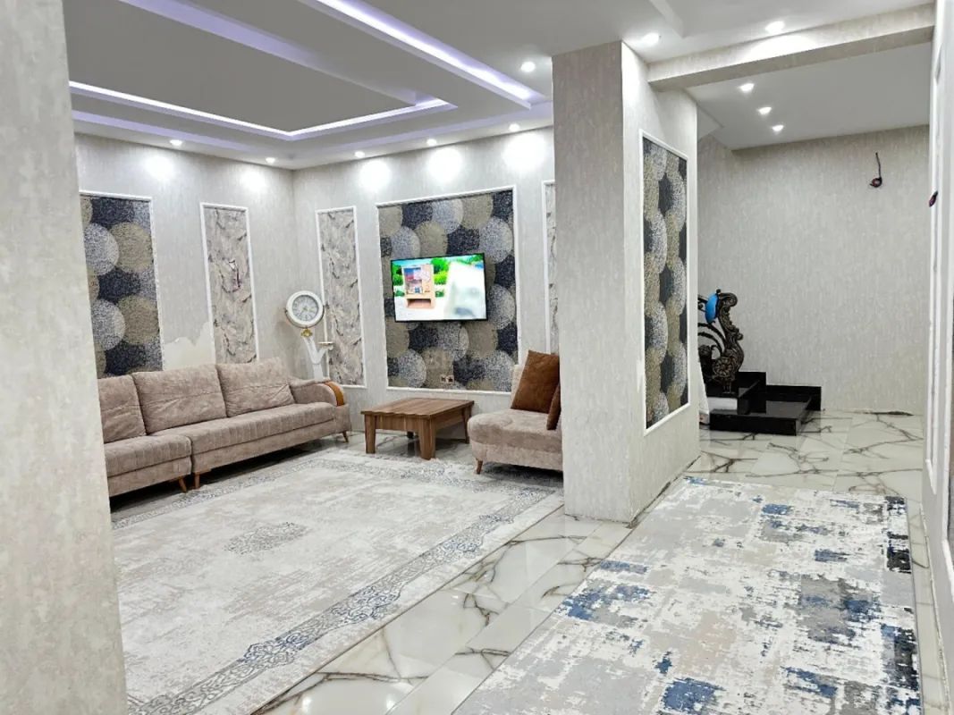 Satılır 6 otaqlı həyət evi 260 m²