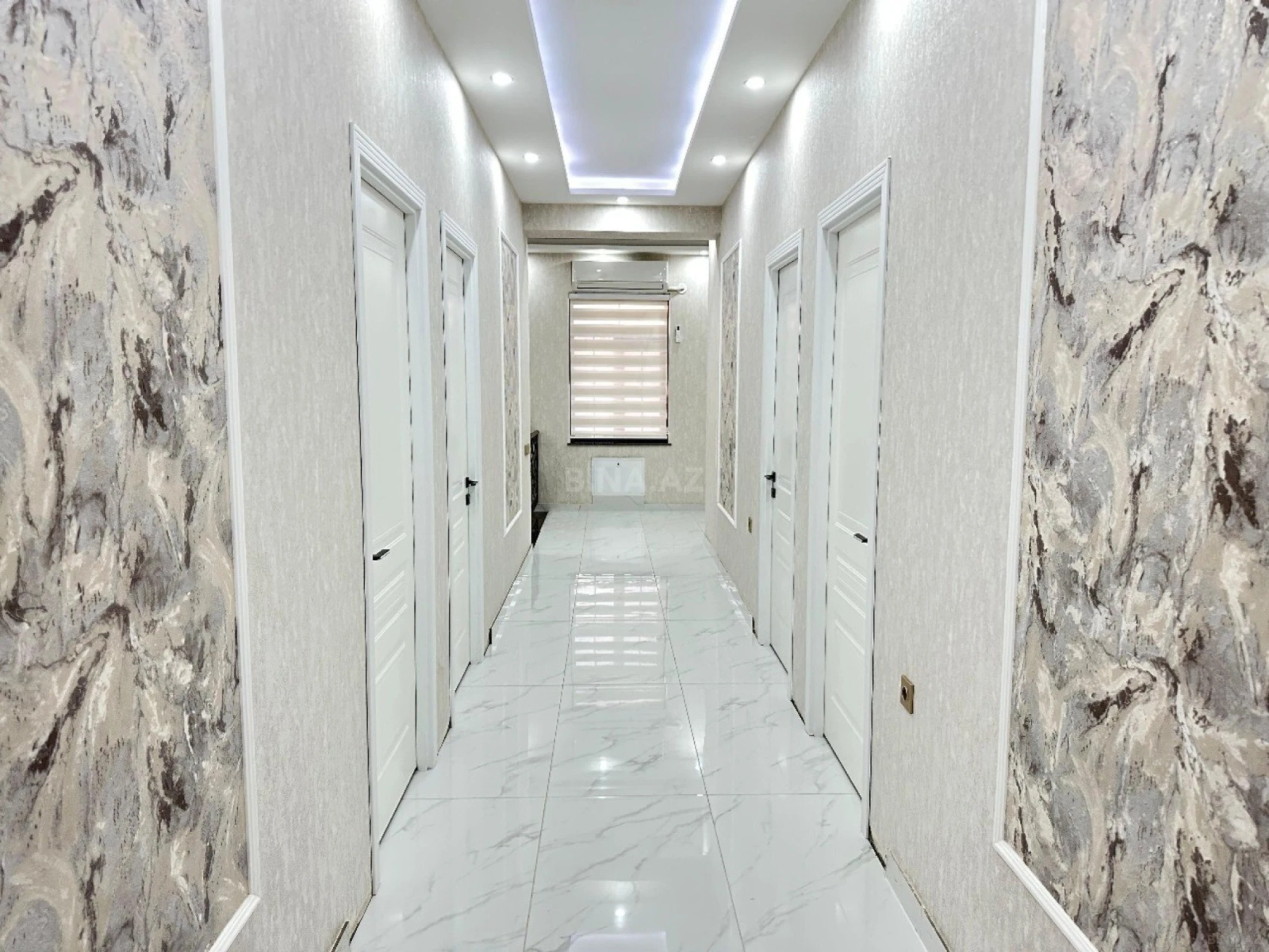 Satılır 6 otaqlı həyət evi 260 m²