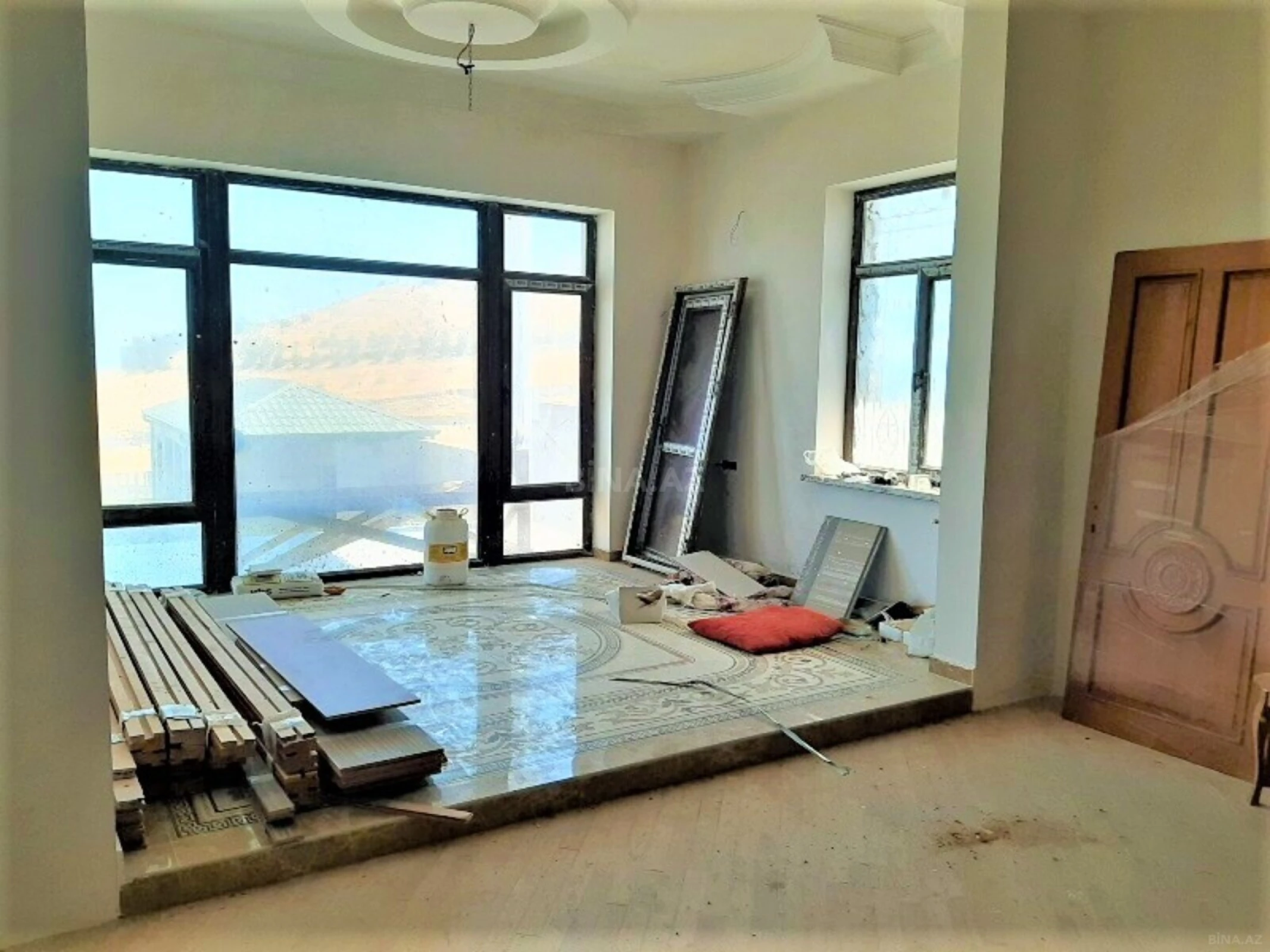 Satılır 7 otaqlı həyət evi 510 m²