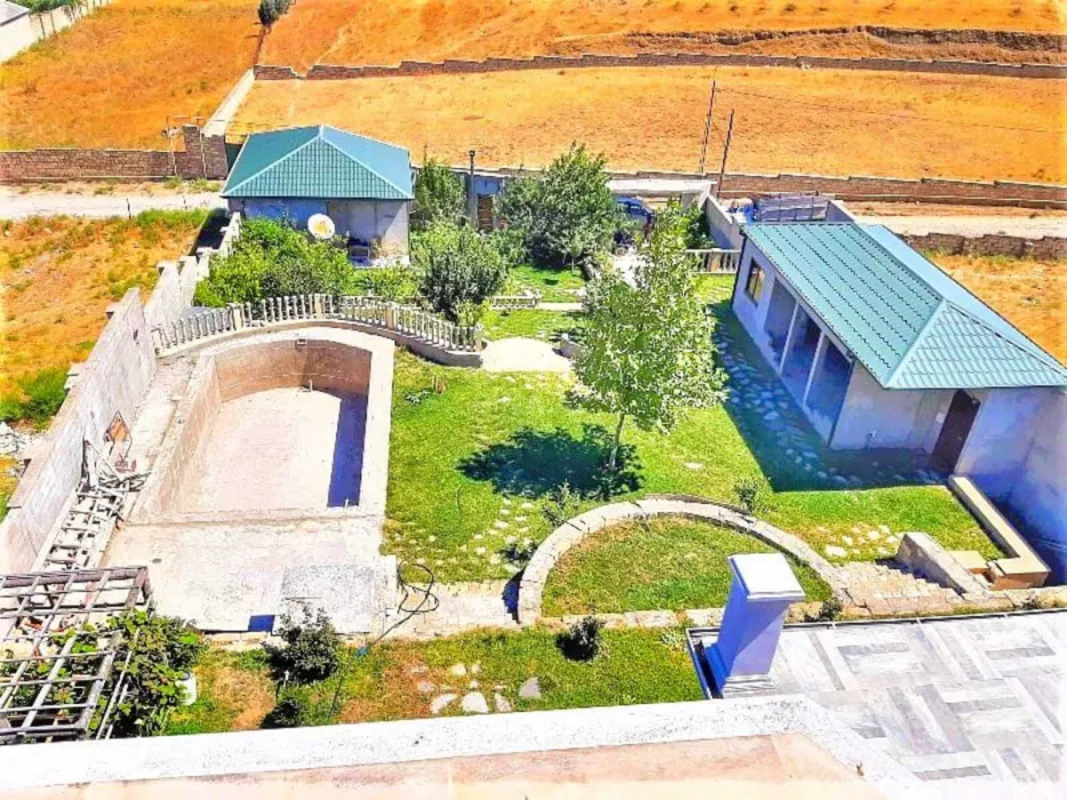 Satılır 7 otaqlı həyət evi 510 m²