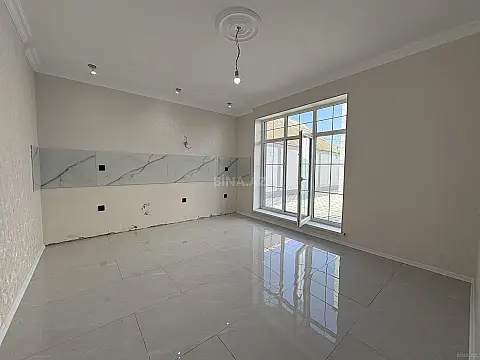 Satılır 5 otaqlı həyət evi 220 m²