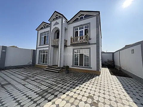 Satılır 5 otaqlı həyət evi 220 m² — Bakı 5 otaq 220.00 m²