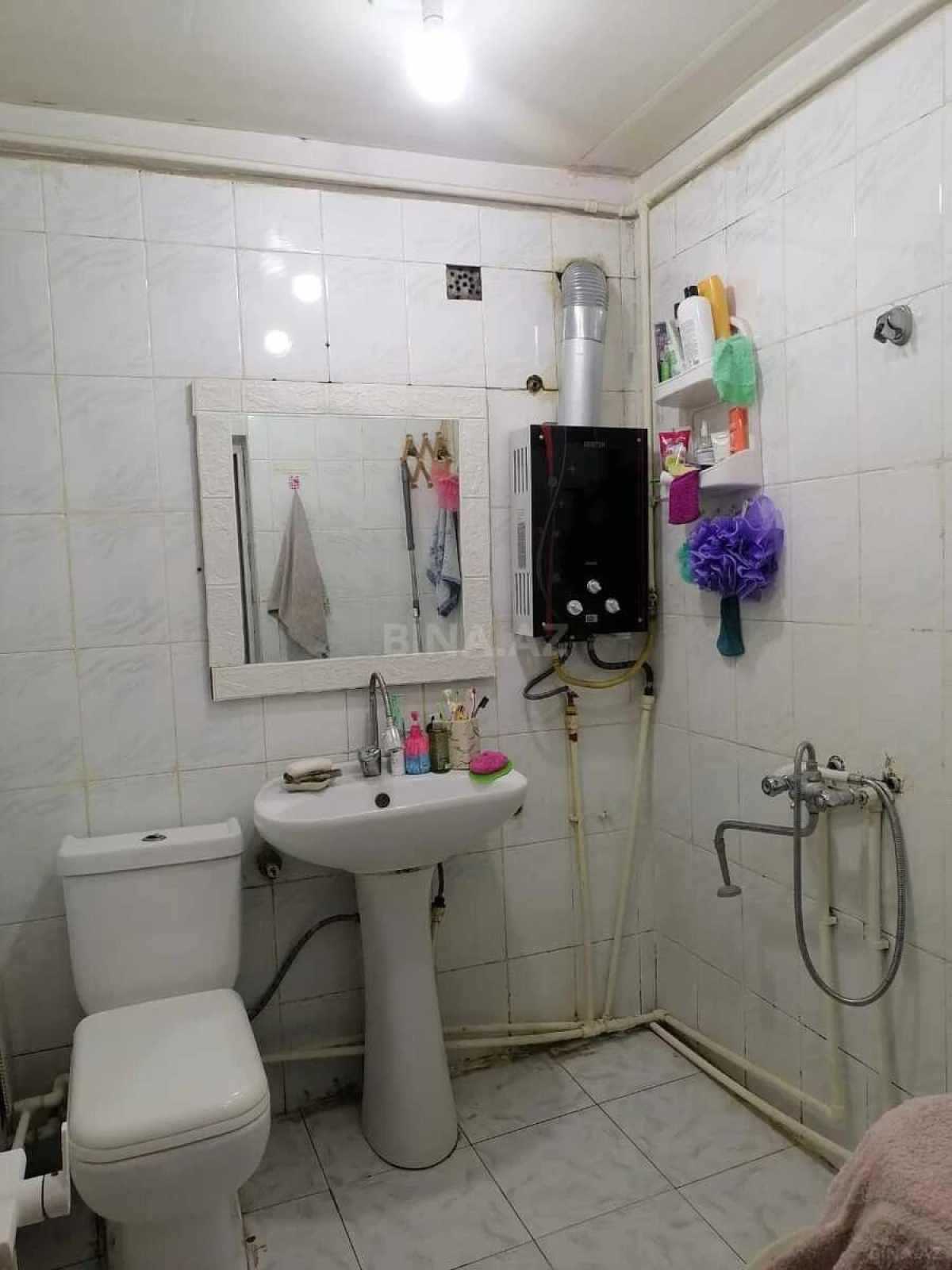 Satılır 3 otaqlı mənzil 60 m²