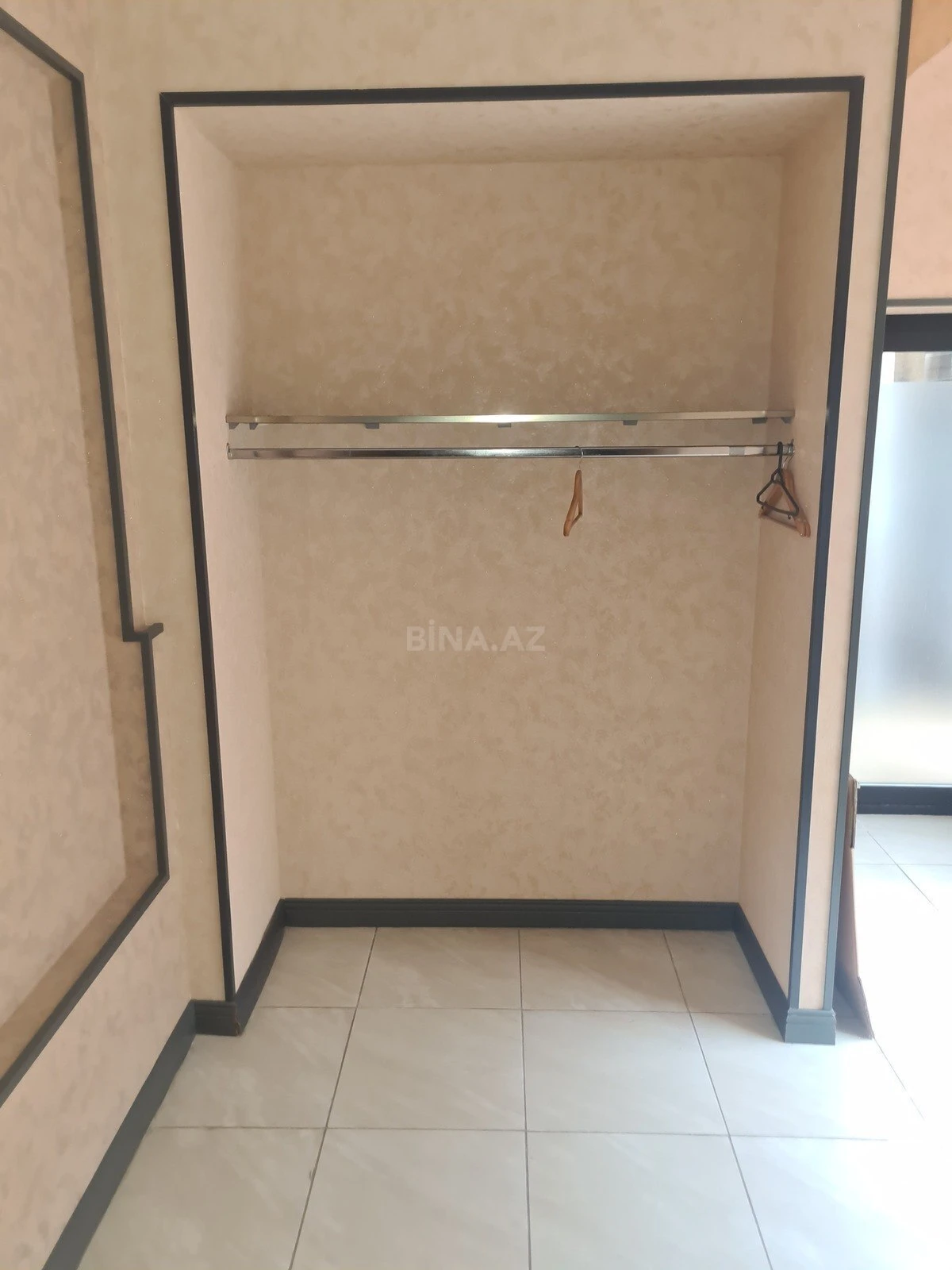 Kirayə verilir 5 otaqlı ofis 135 m²