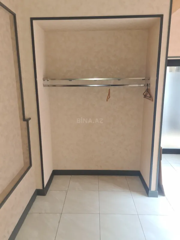 Kirayə verilir 5 otaqlı ofis 135 m²