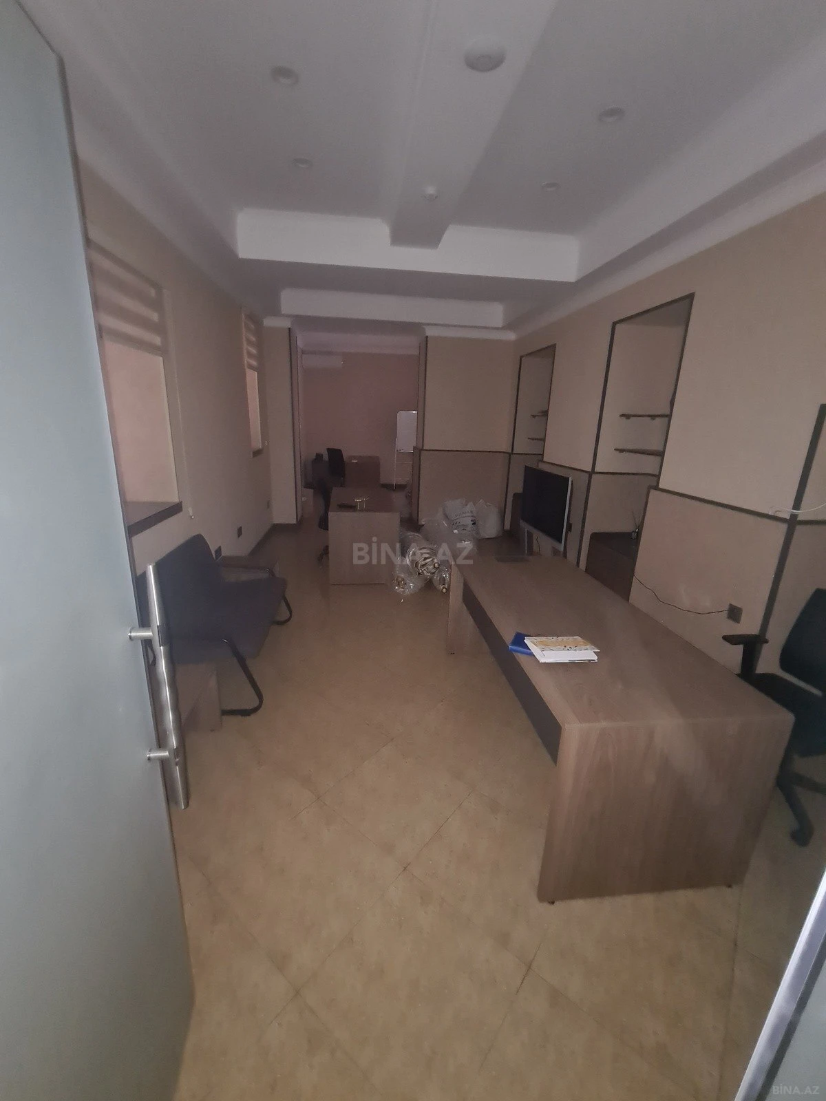 Kirayə verilir 5 otaqlı ofis 135 m²