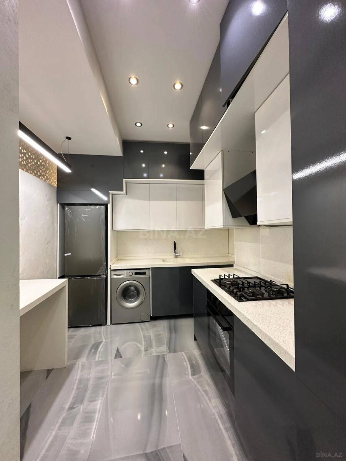Kirayə verilir 3 otaqlı mənzil 110 m²