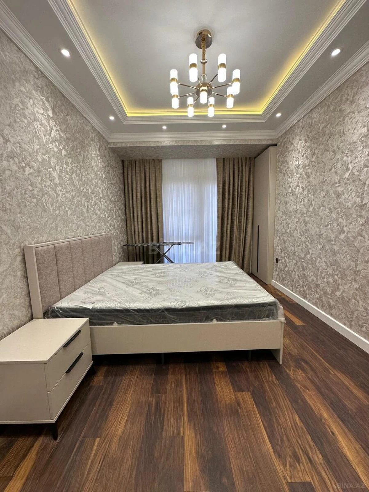 Kirayə verilir 3 otaqlı mənzil 110 m²